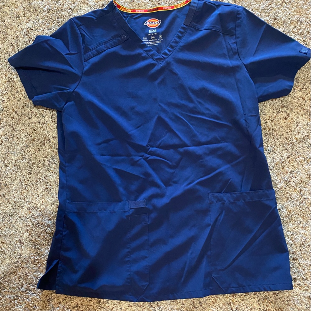 Dickies scrub top size M